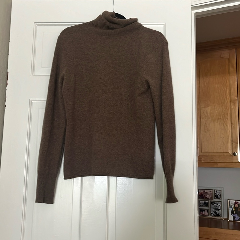 Lovely pure cashmere sweater from Forte